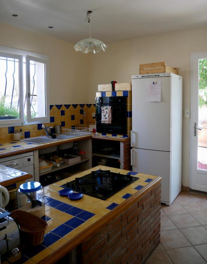 Nature Hostel La Ciotat Exterior photo
